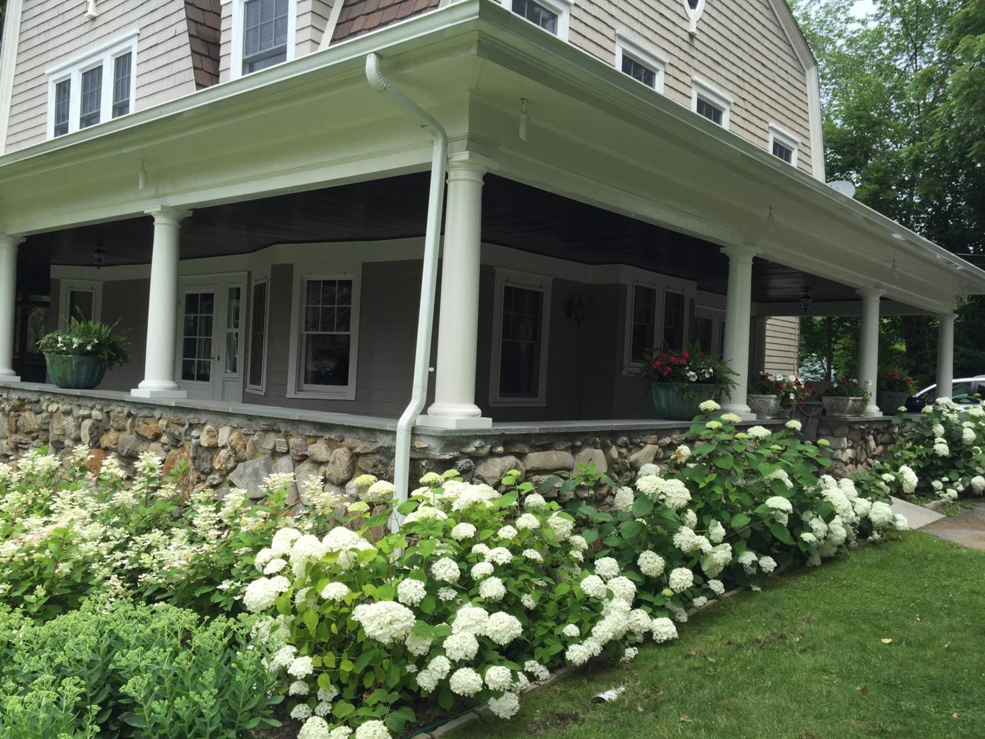 Hilltop House Bed & Breakfast Amenia Exterior foto